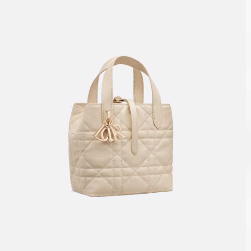 小号 Dior Toujours 竖版手袋 小号 Dior Toujours 竖版手袋