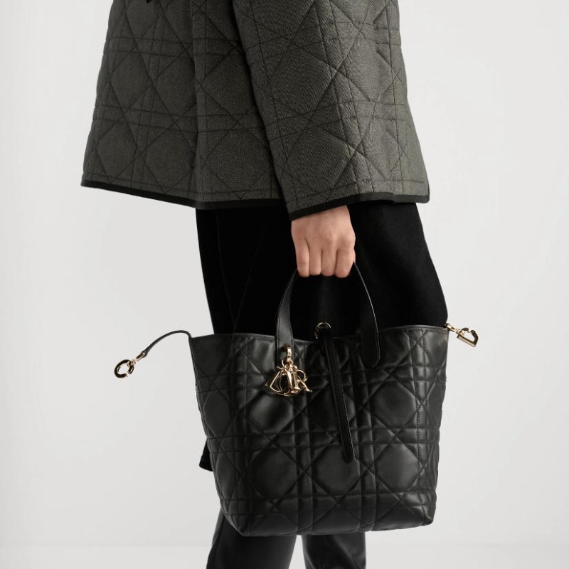 中号 Dior Toujours 竖版手袋 中号 Dior Toujours 竖版手袋