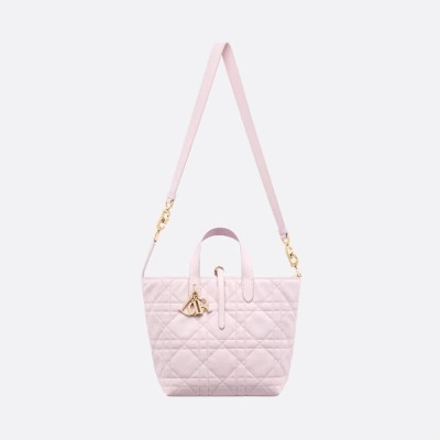 中号 Dior Toujours 竖版手袋 中号 Dior Toujours 竖版手袋