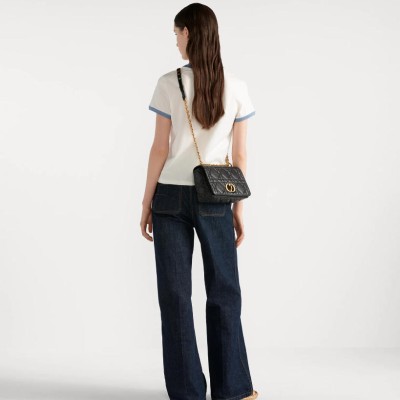 中号 Soft Dior Caro 手袋 中号 Soft Dior Caro 手袋