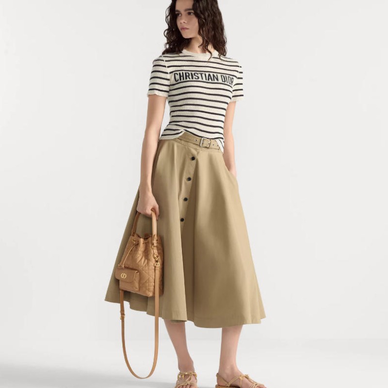 小号 Dior Caro 水桶包 小号 Dior Caro 水桶包