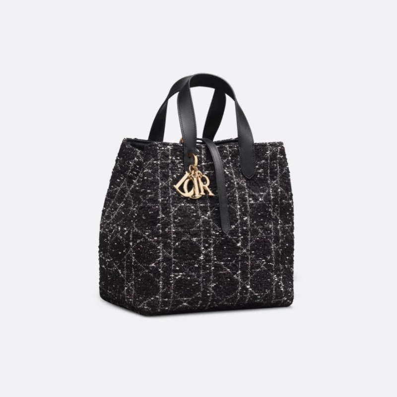 中号 Dior Toujours 竖版手袋 中号 Dior Toujours 竖版手袋