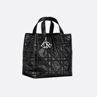 中号 Dior Toujours 竖版手袋 中号 Dior Toujours 竖版手袋