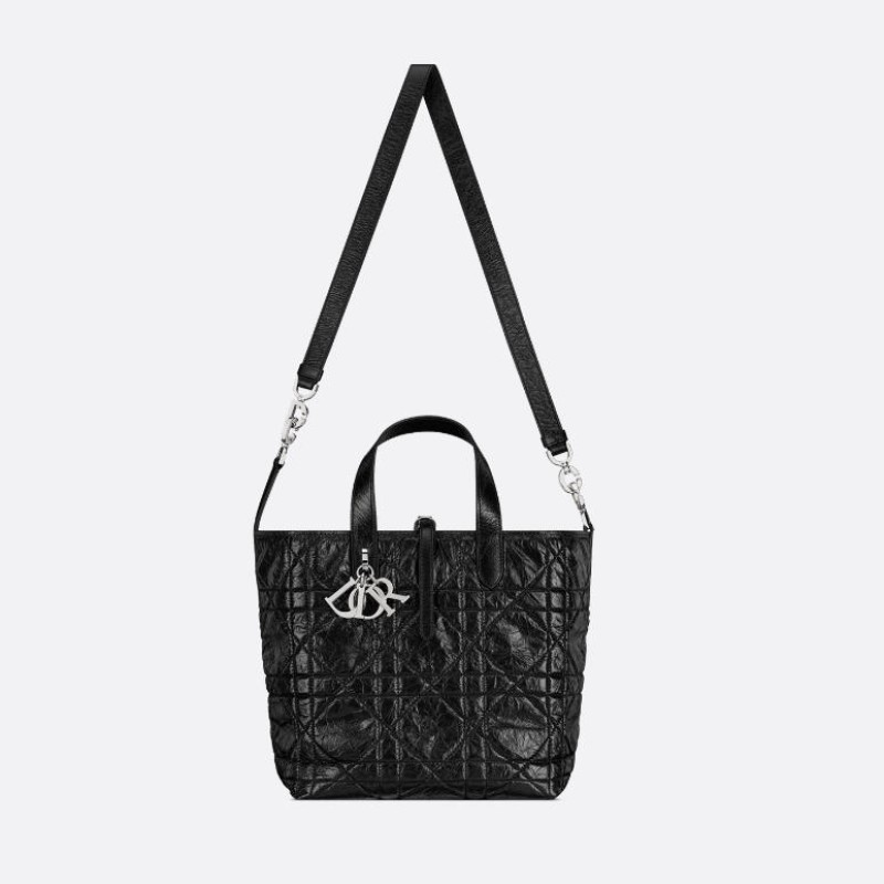 中号 Dior Toujours 竖版手袋 中号 Dior Toujours 竖版手袋