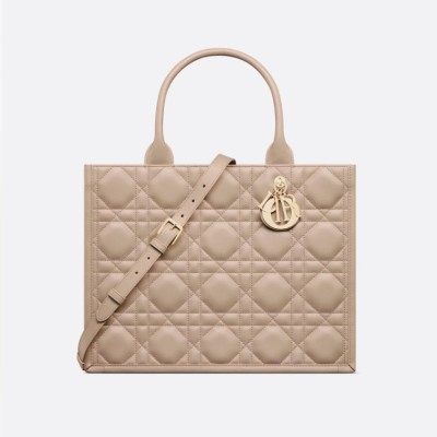 中号 Book Tote 手袋 中号 Book Tote 手袋