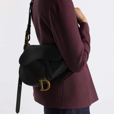 中号 Soft Saddle 马鞍包(附肩带) 中号 Soft Saddle 马鞍包(附肩带)