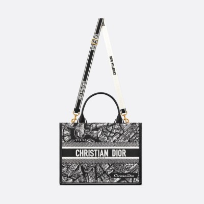 中号 Book Tote 手袋 中号 Book Tote 手袋
