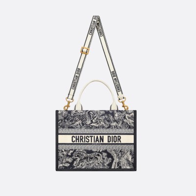 中号 Book Tote 手袋