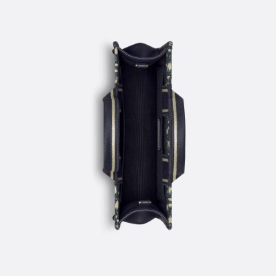 East-West Book Tote 手袋(附肩带) East-West Book Tote 手袋(附肩带)