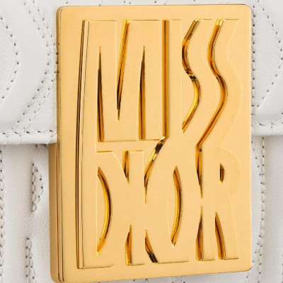 Miss Dior 翻盖手袋 Miss Dior 翻盖手袋