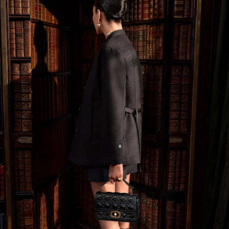 小号 Dior Jolie Top Handle 手袋 小号 Dior Jolie Top Handle 手袋