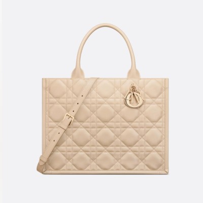 中号 Book Tote 手袋 中号 Book Tote 手袋
