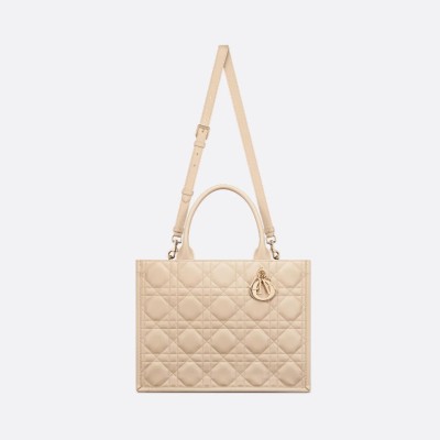 中号 Book Tote 手袋 中号 Book Tote 手袋