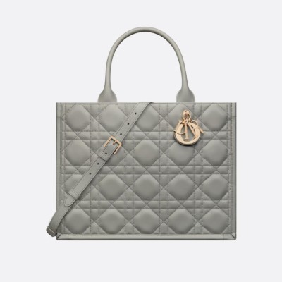 中号 Book Tote 手袋 中号 Book Tote 手袋