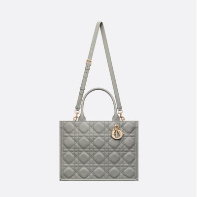中号 Book Tote 手袋 中号 Book Tote 手袋