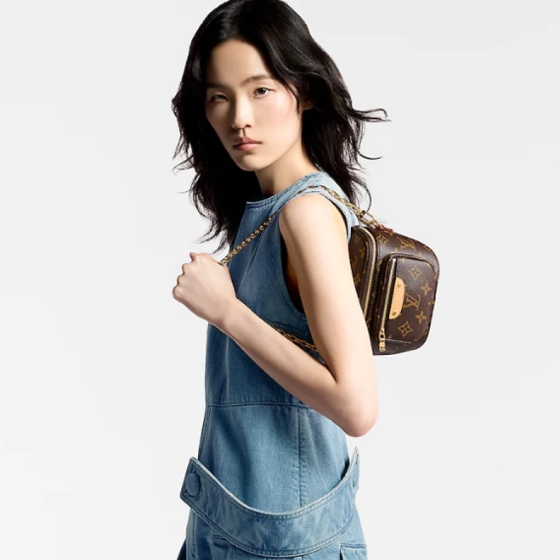 MINI POCHETTE ACCESSOIRES 手拿包 MINI POCHETTE ACCESSOIRES 手拿包