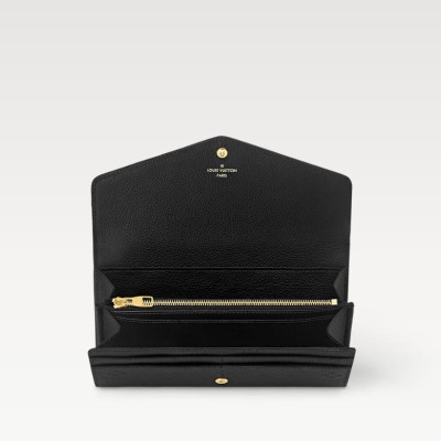 莎拉·钱特(Sarah Wallet) 莎拉·钱特(Sarah Wallet)