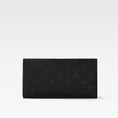莎拉·钱特(Sarah Wallet) 莎拉·钱特(Sarah Wallet)