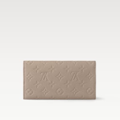 莎拉·钱特(Sarah Wallet) 莎拉·钱特(Sarah Wallet)