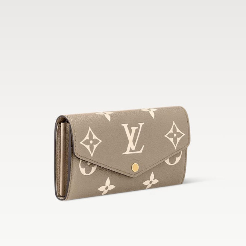 莎拉·钱特(Sarah Wallet) 莎拉·钱特(Sarah Wallet)