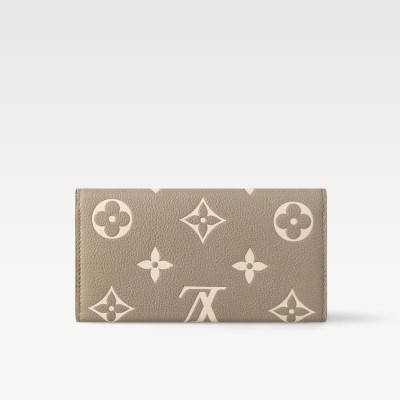 莎拉·钱特(Sarah Wallet) 莎拉·钱特(Sarah Wallet)