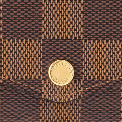 莎拉·钱特(Sarah Wallet) 莎拉·钱特(Sarah Wallet)