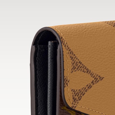 莎拉·钱特(Sarah Wallet) 莎拉·钱特(Sarah Wallet)
