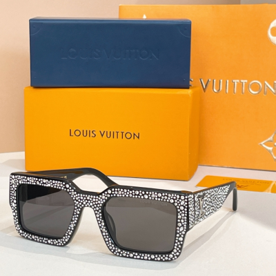 LV CLASH PEARLS & STRASS 太阳眼镜 LV CLASH PEARLS & STRASS 太阳眼镜