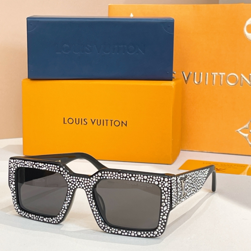 LV CLASH PEARLS & STRASS 太阳眼镜 LV CLASH PEARLS & STRASS 太阳眼镜